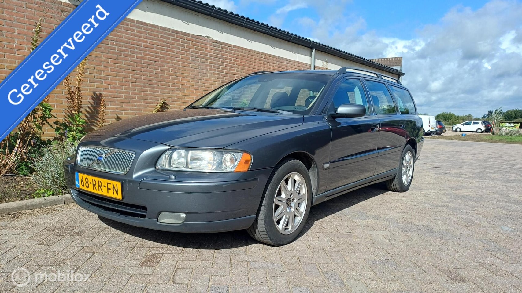 Volvo V70 - 2.4 Momentum 2.4 Momentum - AutoWereld.nl