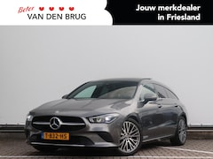 Mercedes-Benz CLA-klasse Shooting Brake - 180 Luxury Line | Trekhaak | Panoramadak | Sfeerverlichting | Keyless | Elektrische klep |