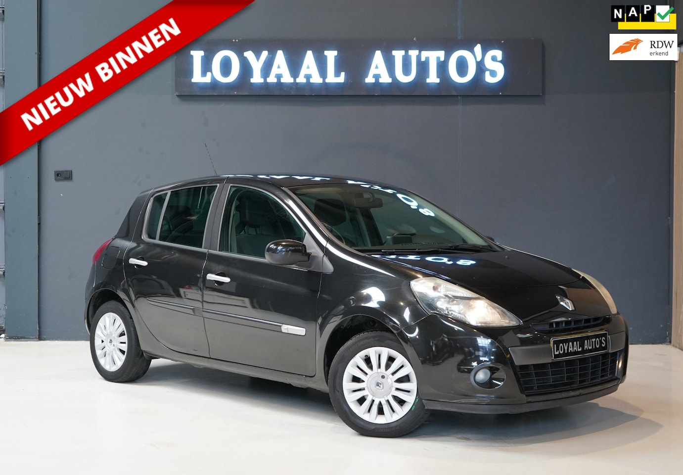 Renault Clio - 1.2 Collection | NAP | AIRCO | CRUISE | ELEK.RAMEN | APK - AutoWereld.nl