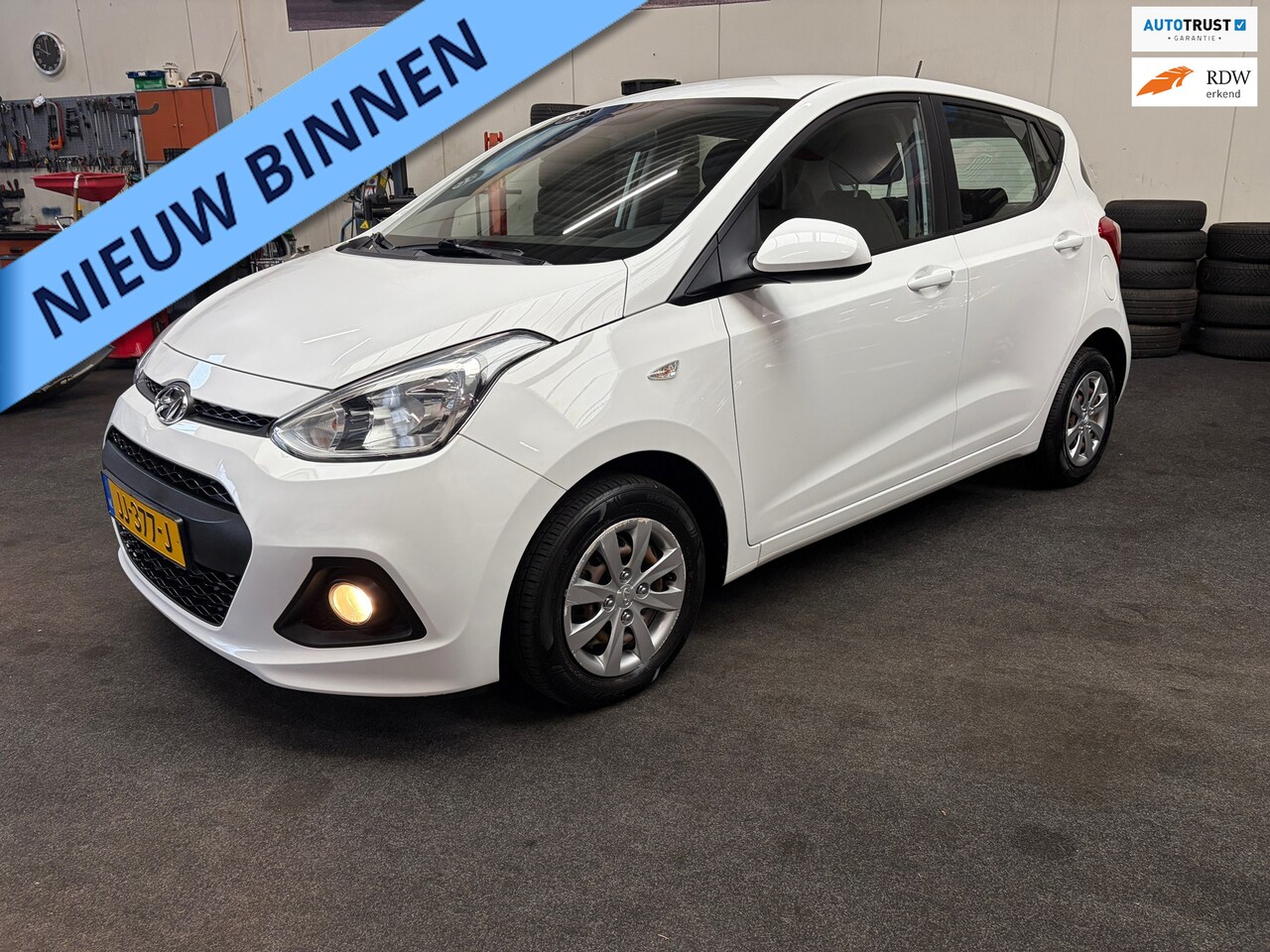 Hyundai i10 - 1.0i i-Motion Comfort Plus 1.0i i-Motion Comfort Plus - AutoWereld.nl
