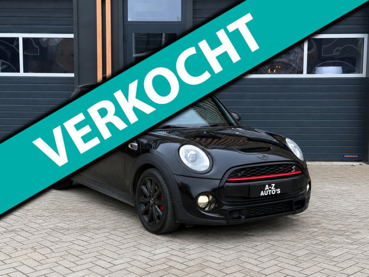 MINI 5-Deurs - Cooper S 2.0 / DSG / PANO / HUD / LEDER / VOL ! - AutoWereld.nl