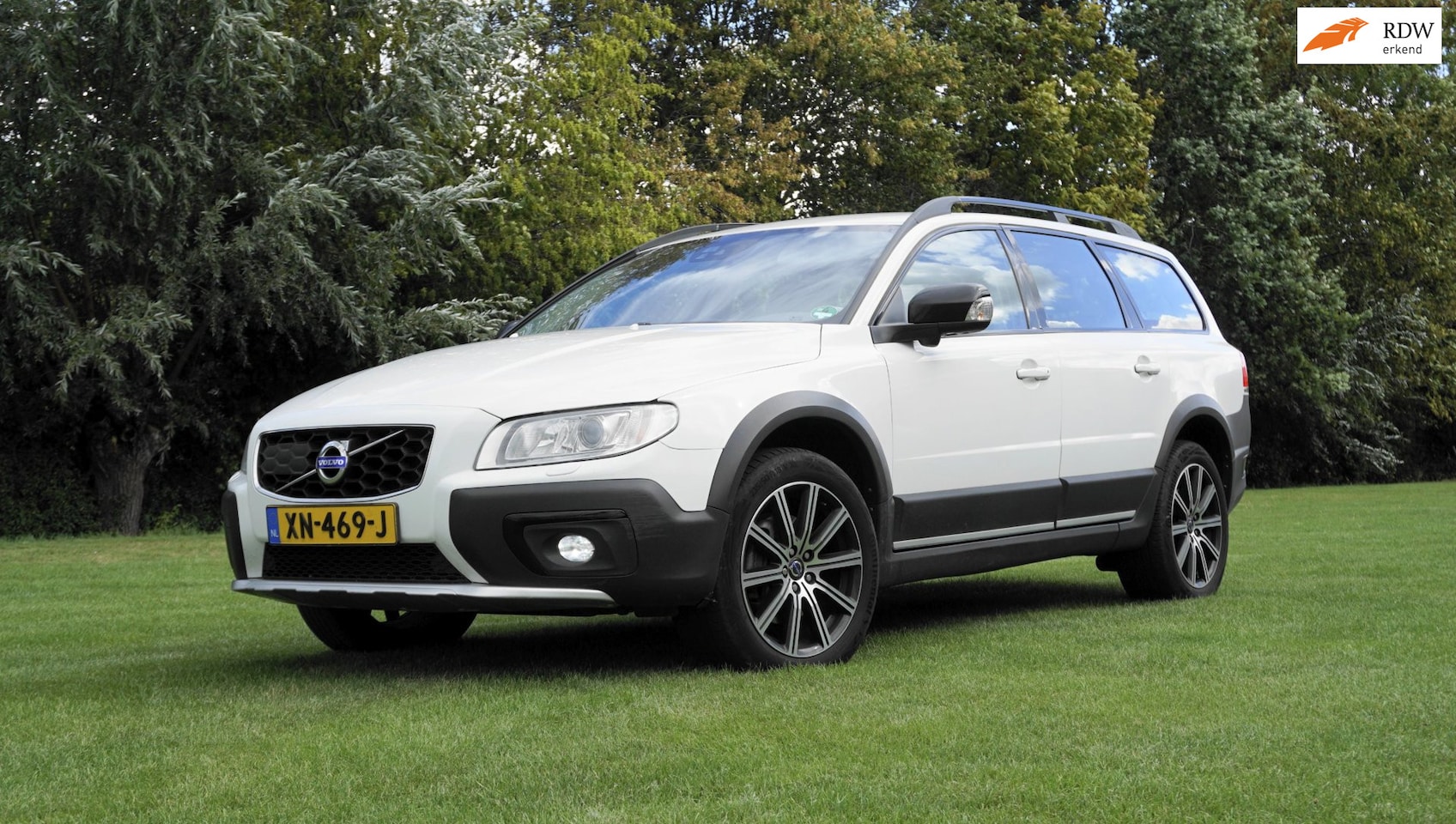 Volvo XC70 - 2.0 D4 FWD Summum 2.0 D4 FWD Summum - AutoWereld.nl