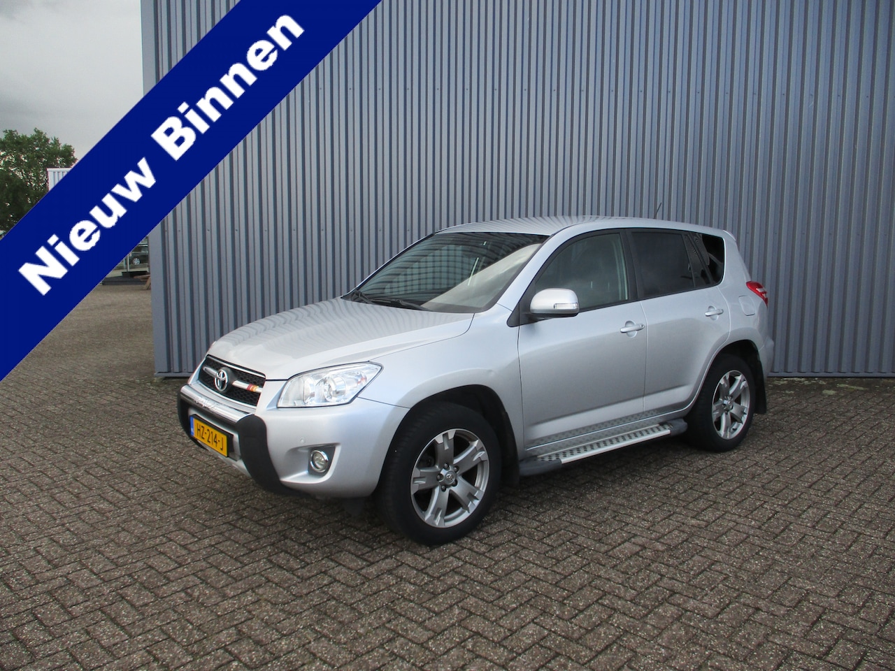 Toyota RAV4 - 2.0 VVTi Dynamic Automaat 4x4 Airco Trekhaak - AutoWereld.nl