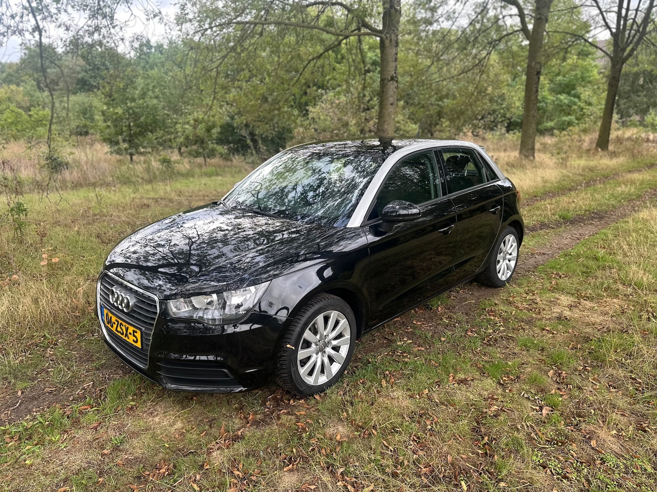 Audi A1 Sportback - 1.2 TFSI Connect APK 26-08-2027 - AutoWereld.nl
