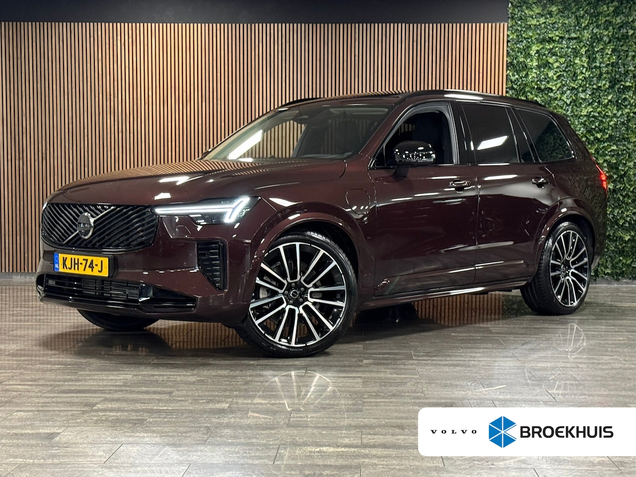 Volvo XC90 - T8 AWD Recharge Ultra Dark | Full Option! | Bowers & Wilkins | Luchtvering | Stoelventilat - AutoWereld.nl