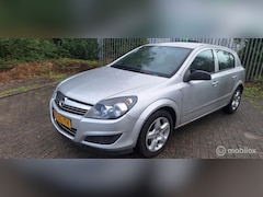 Opel Astra - 1.6 Business