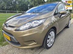 Ford Fiesta - 1.25 Champion perfect onderhouden Zeer nette wagen en pas 67.381km gereden