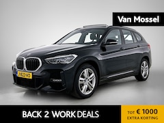 BMW X1 - sDrive18i Executive Edition | PANORAMADAK | STOELVERWARMING | ELEKTRISCHE KOFFERKLEP | CLI