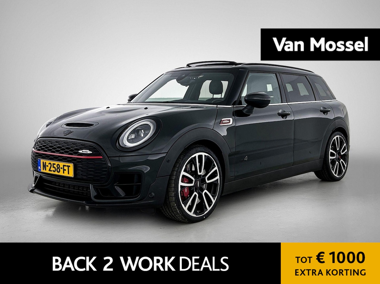 MINI Clubman - 2.0 JCW ALL4 John Cooper Works | Automaat | Panoramadak | Navigatie | Memory seats | Virtu - AutoWereld.nl