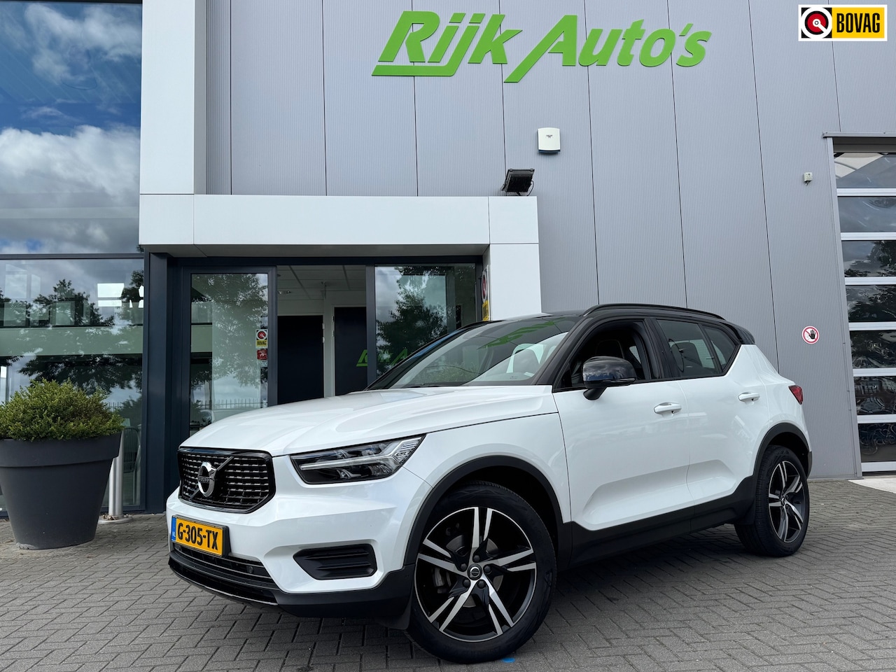 Volvo XC40 - 1.5 T3 R-Design * Harman/Kardon * Trekhaak - AutoWereld.nl