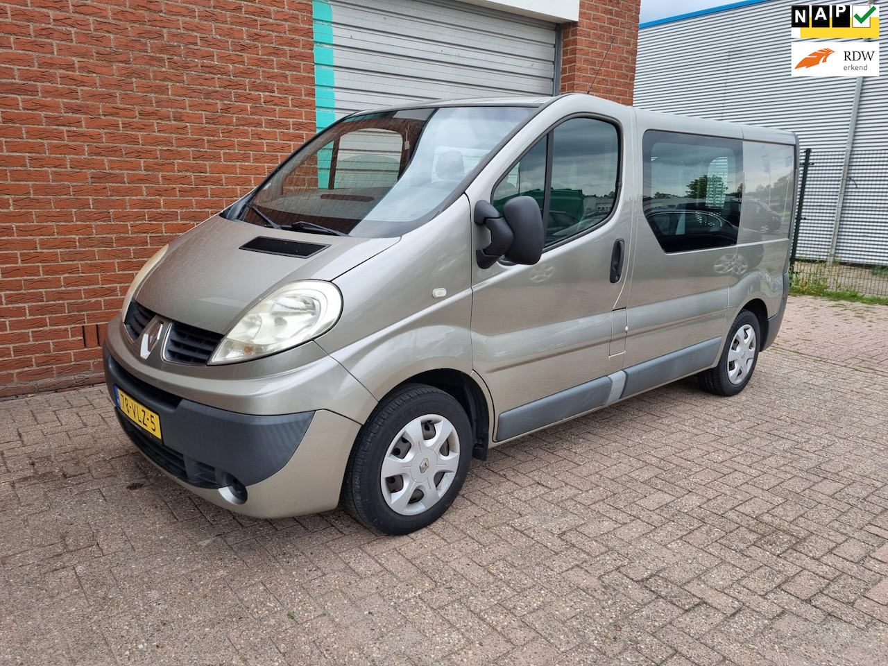 Renault Trafic - 2.0 dCi T27 L1H1 Rolstoelbus Airco! Bj:2008 NAP! - AutoWereld.nl