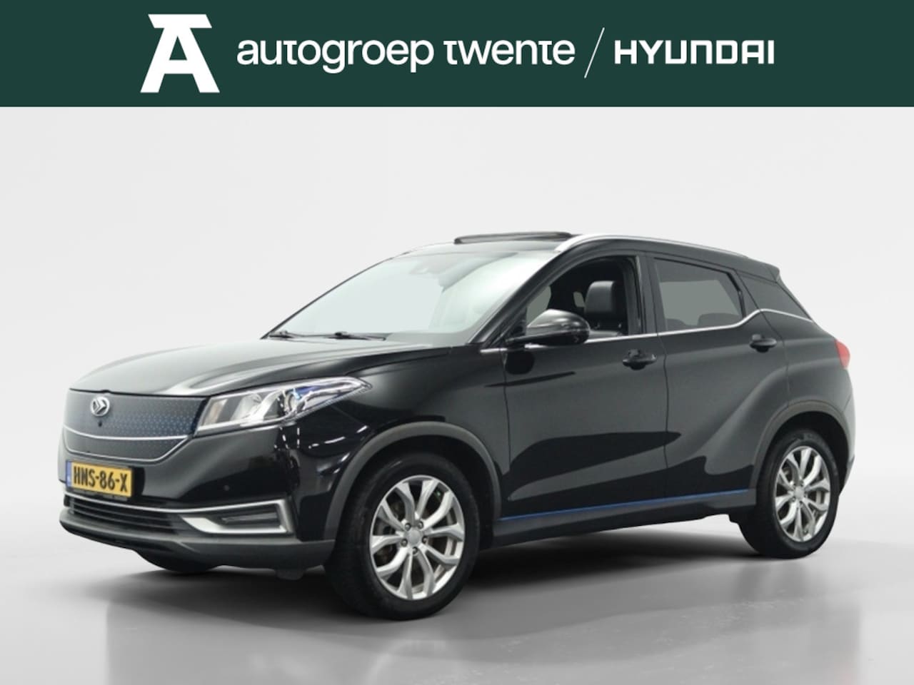 Seres 3 - 52kWh | Panoramadak | 360 camera | Navigatie | Lederen bekleding - AutoWereld.nl