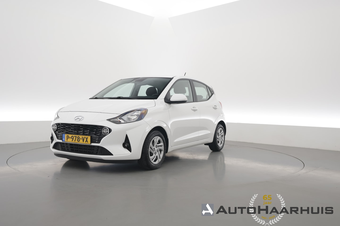 Hyundai i10 - 1.0 Comfort 5-zits | Rijklaar!! | Cruise Control | Lane Assist | DAB | Apple CarPlay & And - AutoWereld.nl