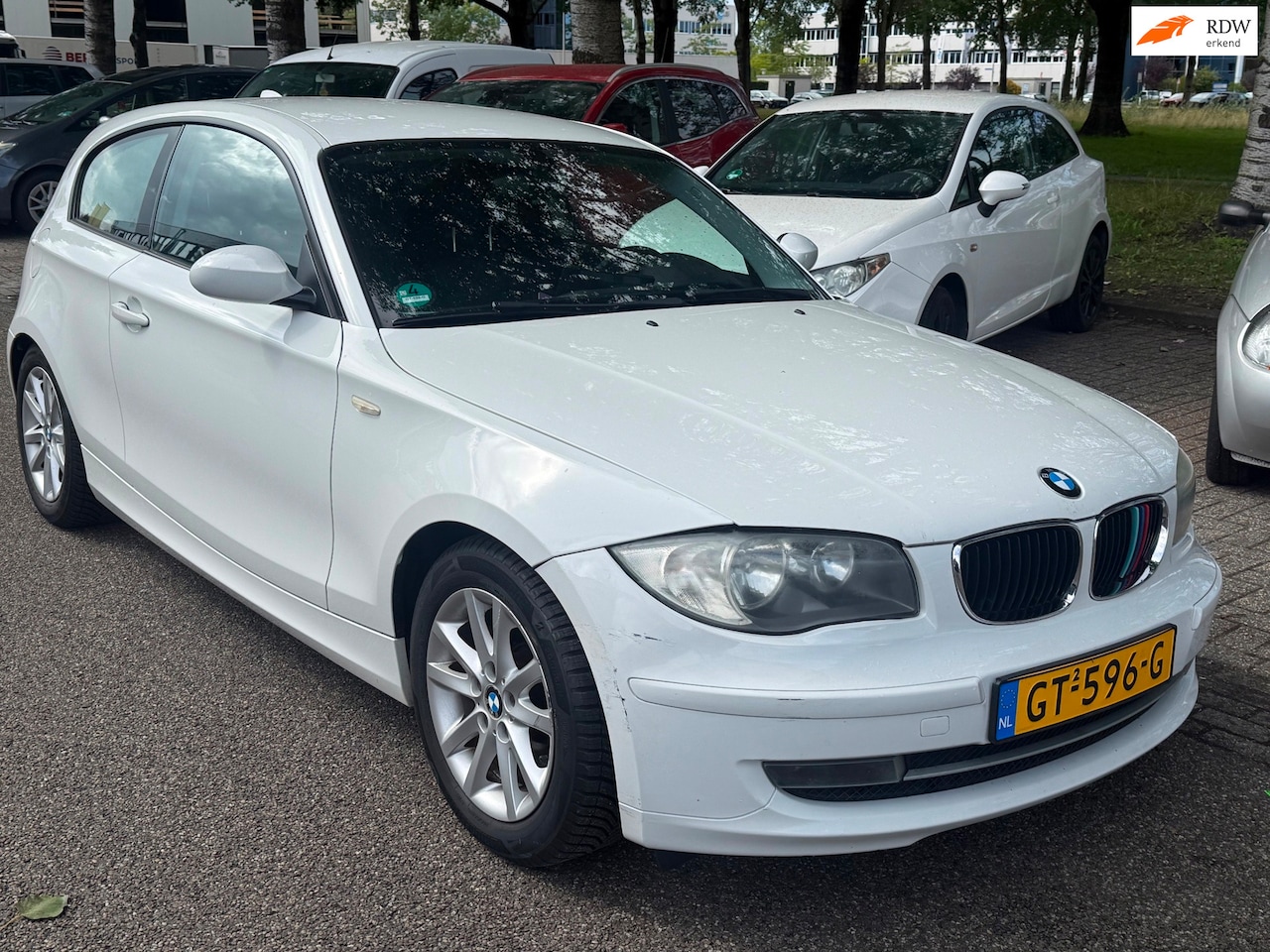 BMW 1-serie - 118i 118i nieuwe apk - AutoWereld.nl