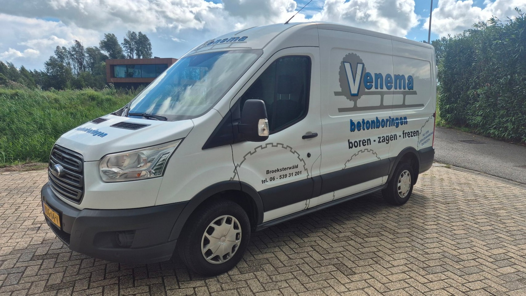 Ford Transit - 290 2.0 TDCI L2H3 Trend Euro 6 - AutoWereld.nl