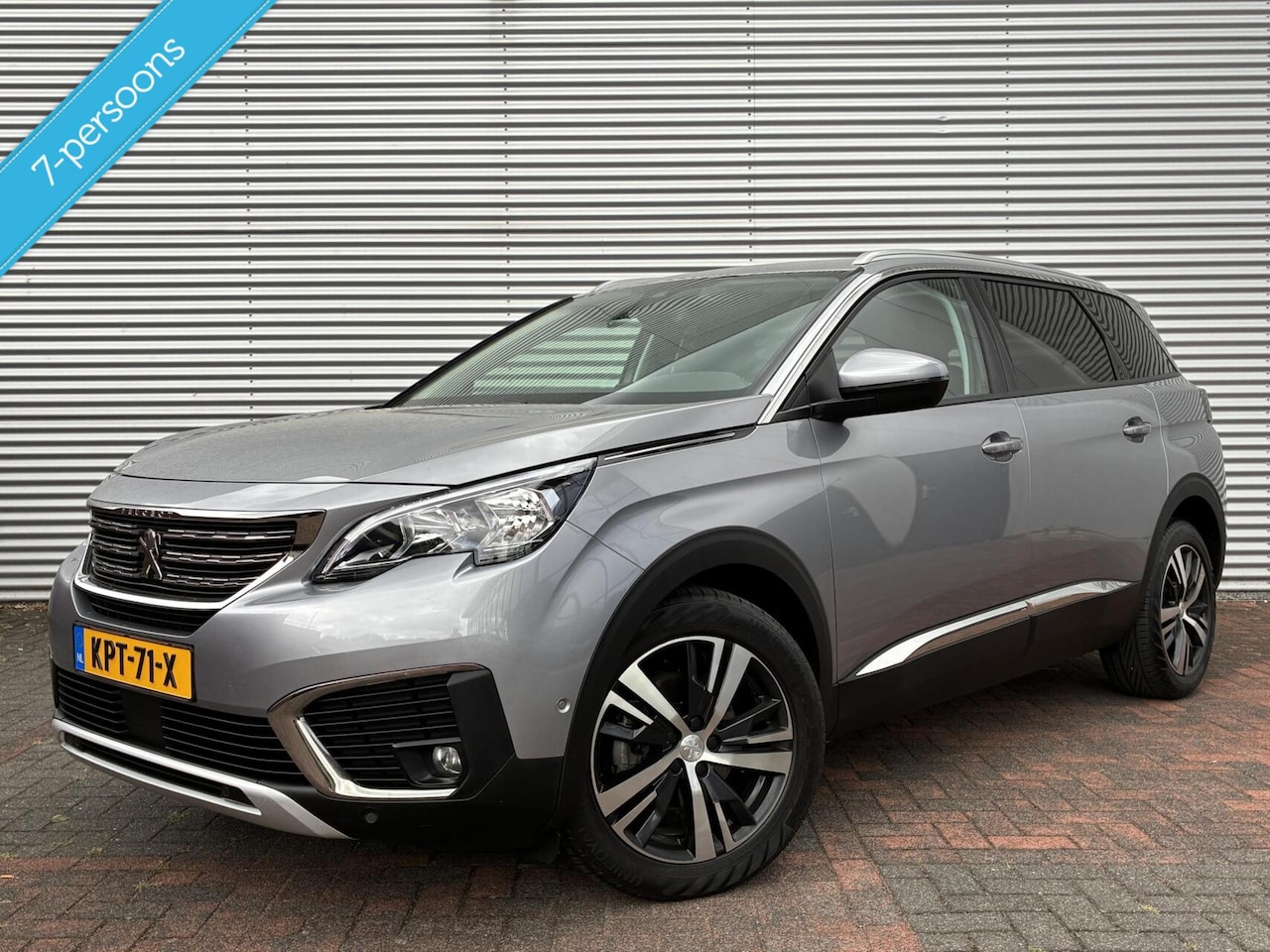 Peugeot 5008 - 1.2 Vol Opties 7 Pers Camera Led Carplay Pdc 19 Eerste Eigenaar Dealer Onderhouden Perfect - AutoWereld.nl
