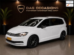 Volkswagen Touran - 1.5 TSI Business CAMERA|AUTOMAAT|ADAPT CRUISE|PDC|TREKHAAK