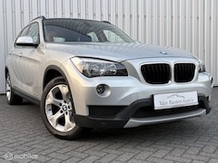 BMW X1 - xDrive20i Executive | Aut | Leder| Camera | Trekhaak | 2e eigenaar | PDC | Volledige histo
