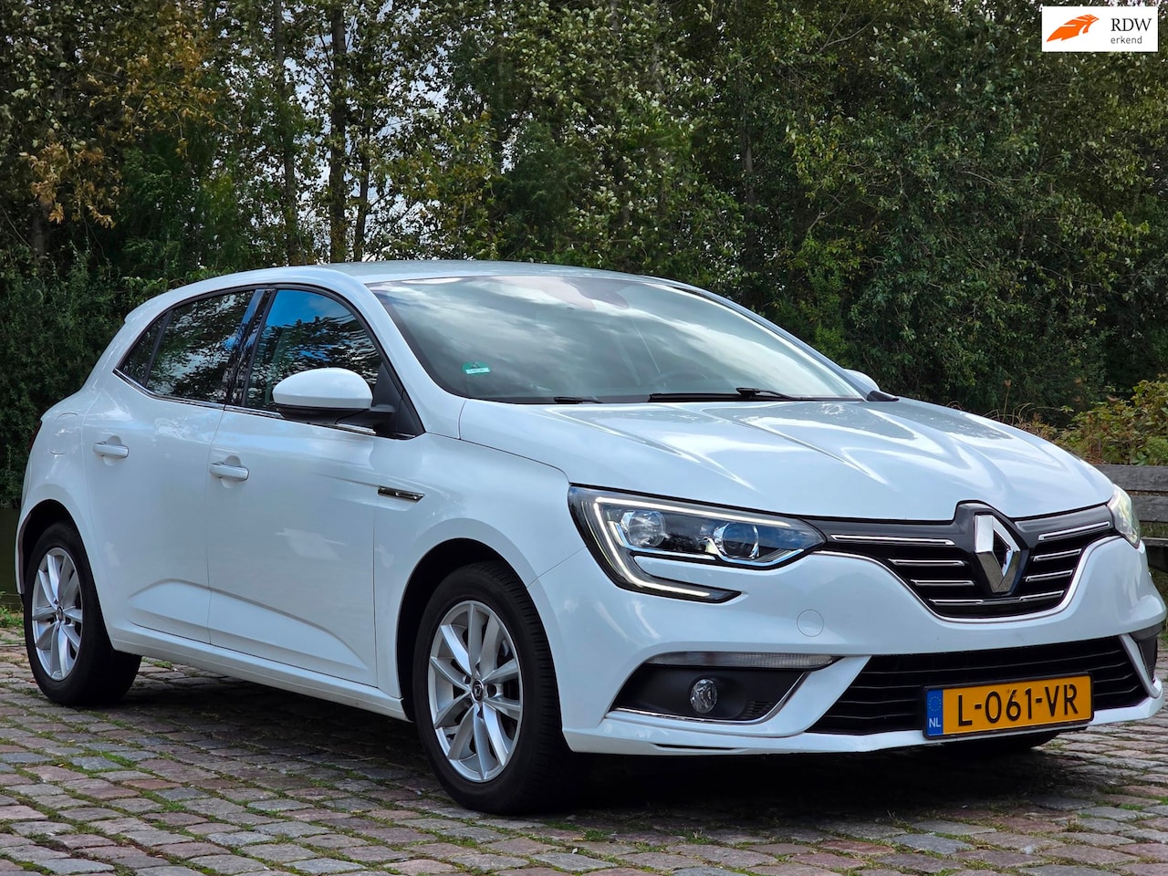 Renault Mégane - 1.2 TCe Zen Zeer mooi airco parkeer sensor elektrische ramen cruis control cv op afs - AutoWereld.nl