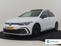 Volkswagen Golf - 1.4 eHybrid GTE 245PK DSG/AUTO | elektr glazen pano-dak | Camera | Matrix-LED | App connec
