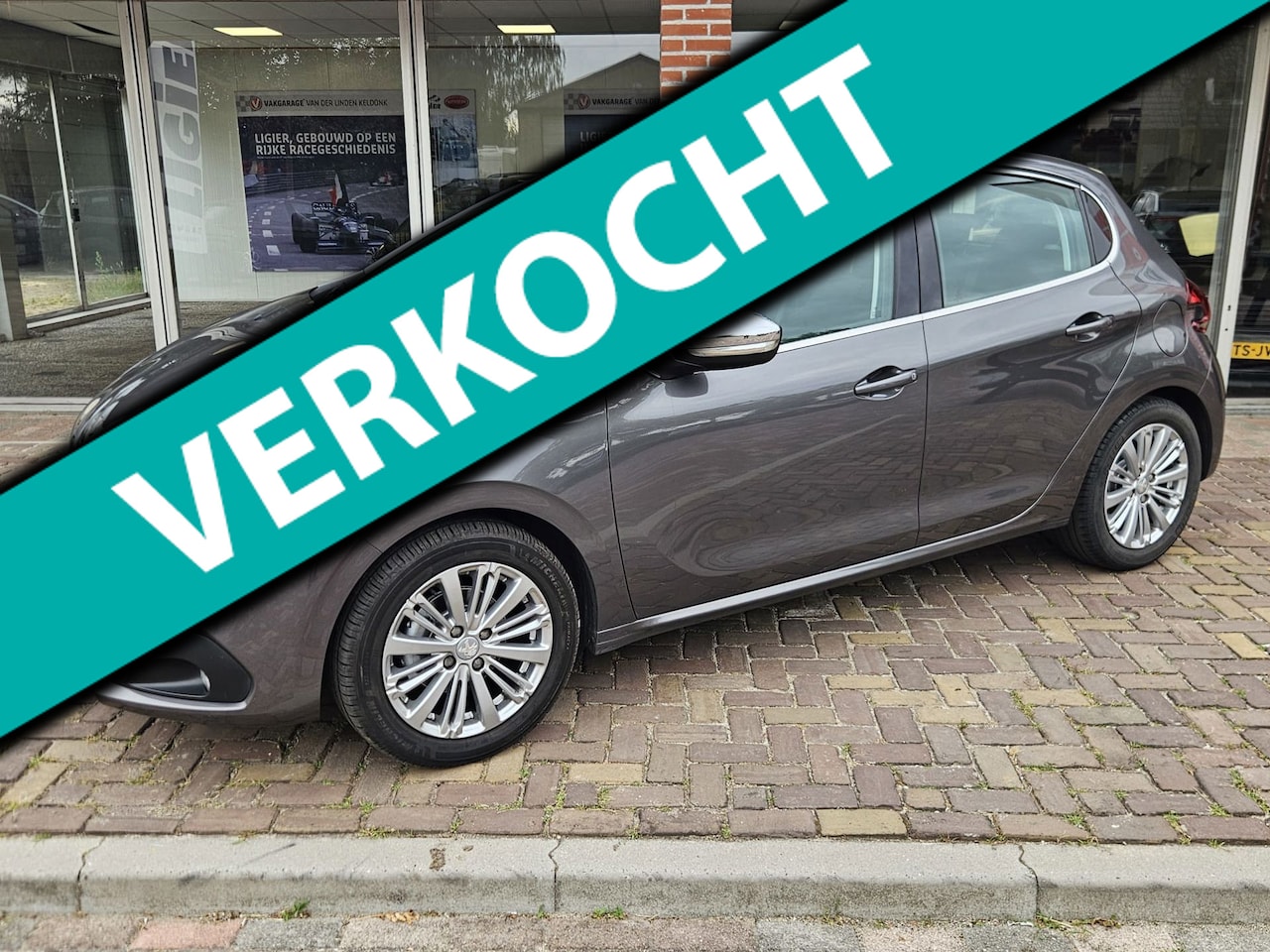 Peugeot 208 - 1.2 PureTech Allure 1.2 PureTech Allure - AutoWereld.nl