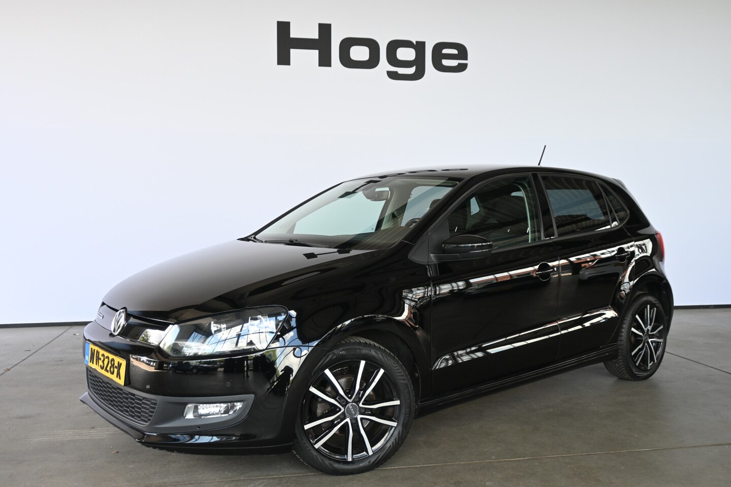 Volkswagen Polo - 1.0 BlueMotion Edition Clima Navigatie Cruise Control Goed Onderhouden! Inruil Mogelijk! - AutoWereld.nl