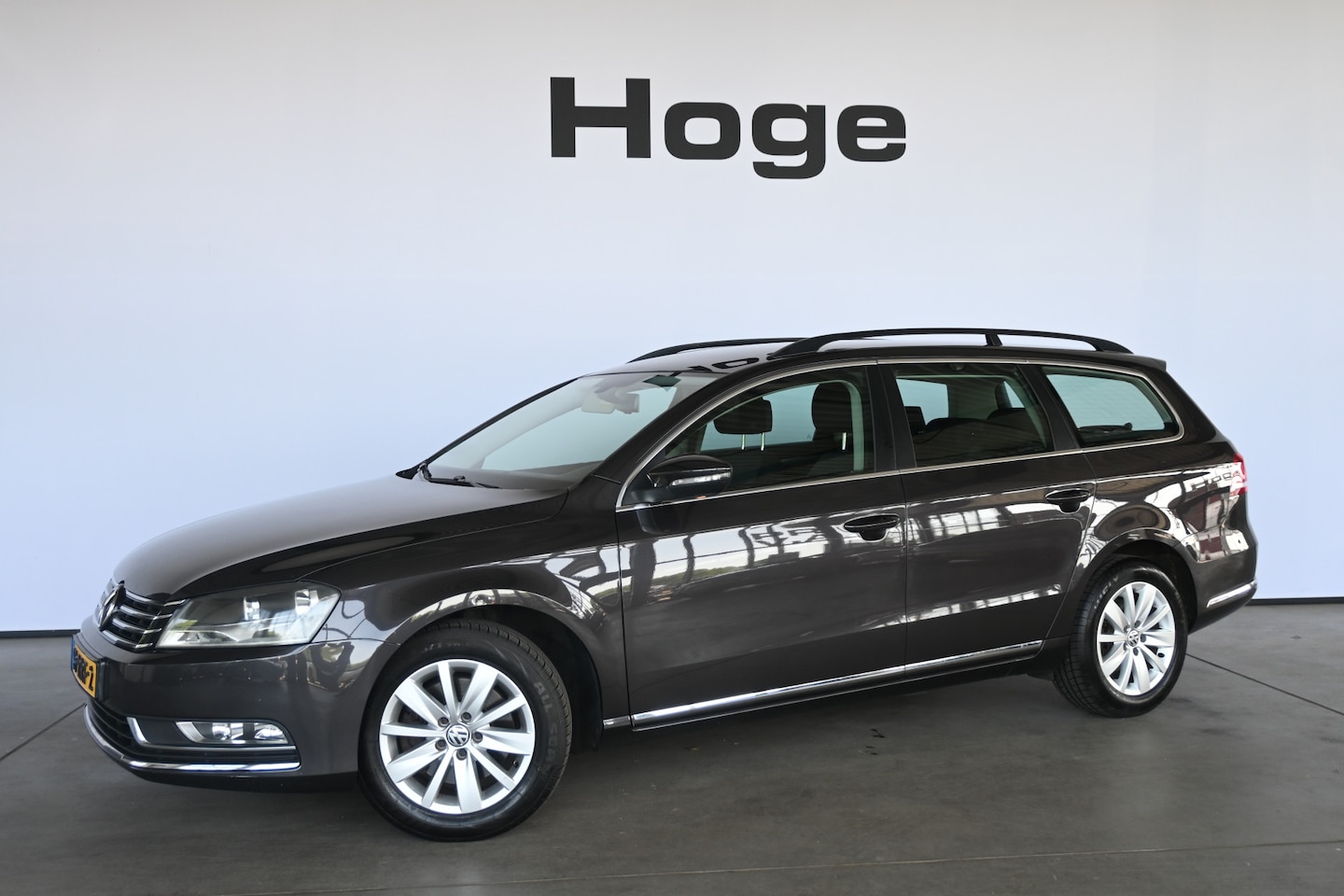 Volkswagen Passat Variant - 1.4 TSI Comfortline BlueMotion Automaat Clima Cruise control Trekhaak Lichtmetaal Inruil M - AutoWereld.nl