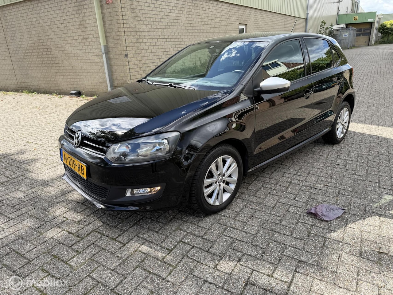 Volkswagen Polo - 1.2 TSI BlueMotion Comfortline AUTOMAAT - AutoWereld.nl