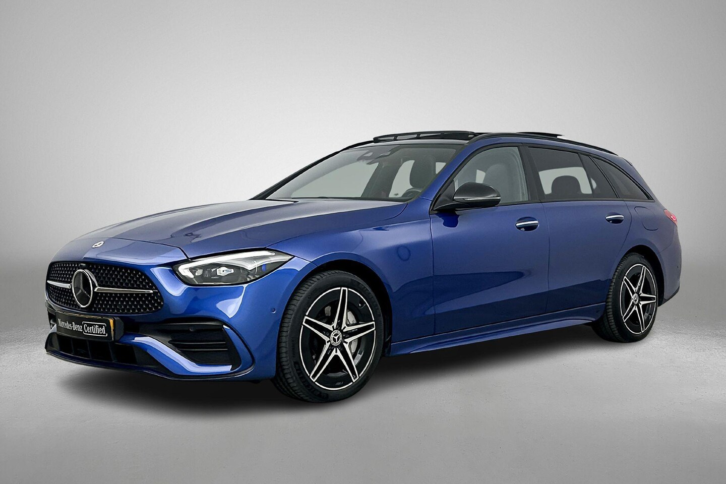 Mercedes-Benz C-klasse Estate - C 300e Automaat AMG Line | Nightpakket | Parkeerpakket met camera | Panoramadak | Stoelver - AutoWereld.nl