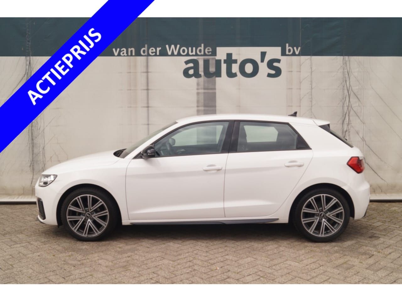 Audi A1 Sportback - 25 TFSI 95pk Epic Edition -AIRCO-CARPLAY-DIGI-DAB- - AutoWereld.nl