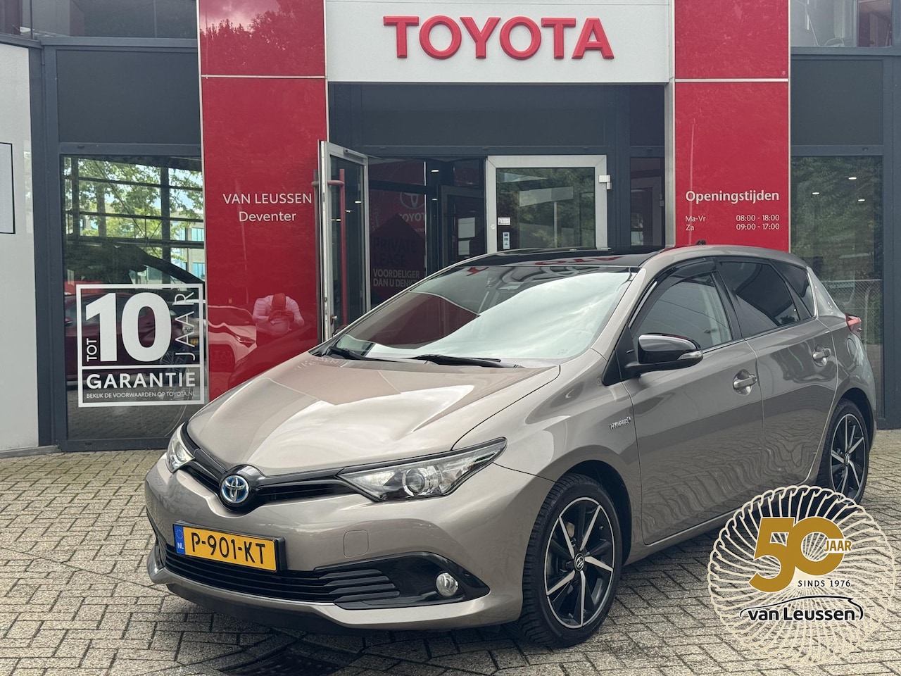 Toyota Auris - 1.8 Hybrid Dynamic CLIMA PARK. CAMERA CRUISE LM-VELG - AutoWereld.nl