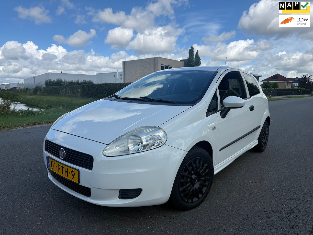 Fiat Grande Punto - 1.3 M-Jet Actual NAP/APK/AIRCO - AutoWereld.nl