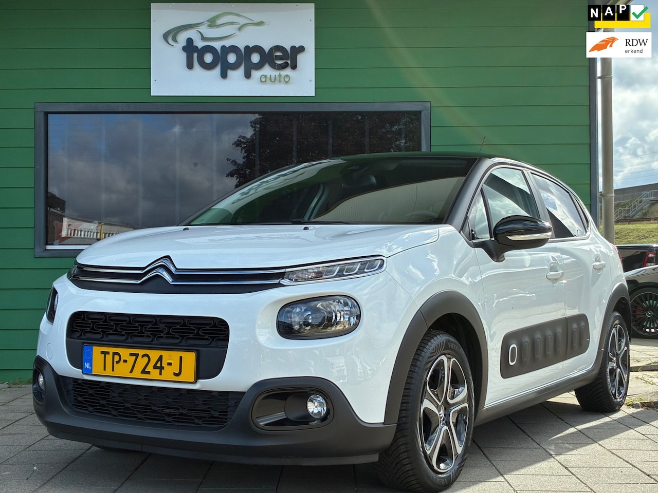 Citroën C3 - 1.2 PureTech S&S Feel Edition|Navigatie|CruiseControl|Climatronic|Trekhaak|PDC|Nieuwe APK| - AutoWereld.nl