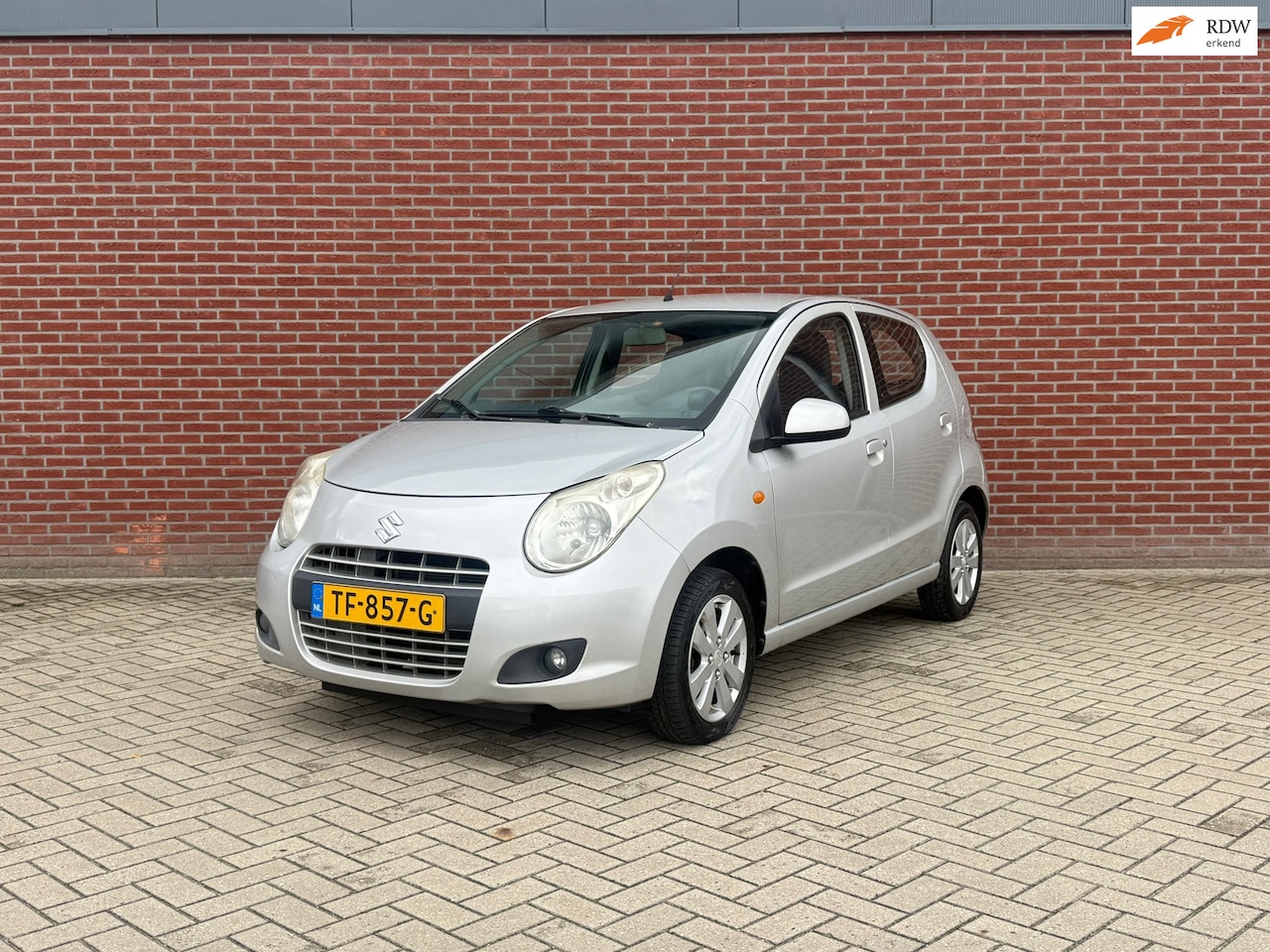 Suzuki Alto - 1.0 Base / 5-deurs / Airco / Elektrische ramen / - AutoWereld.nl