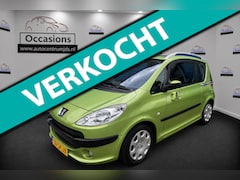Peugeot 1007 - 1.6-16V Gentry