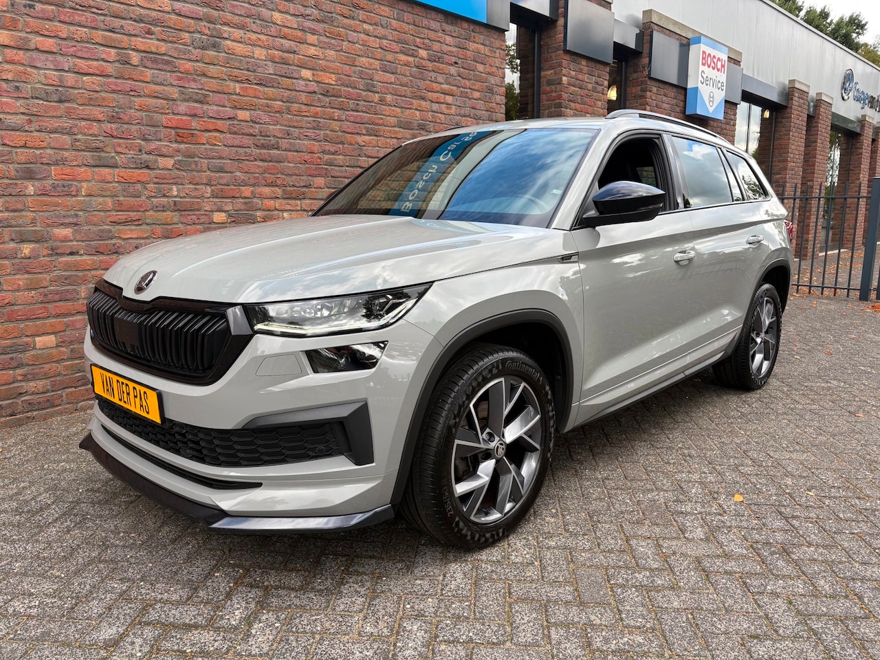 Skoda Kodiaq - 1.5 TSI Sportline Business|Nardo|360Camera|Winterpack - AutoWereld.nl