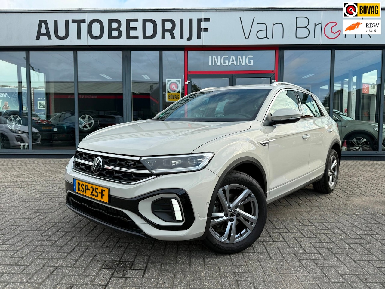 Volkswagen T-Roc - 1.0 TSI R-Line Business | 1e Eigenaar | ACC - AutoWereld.nl