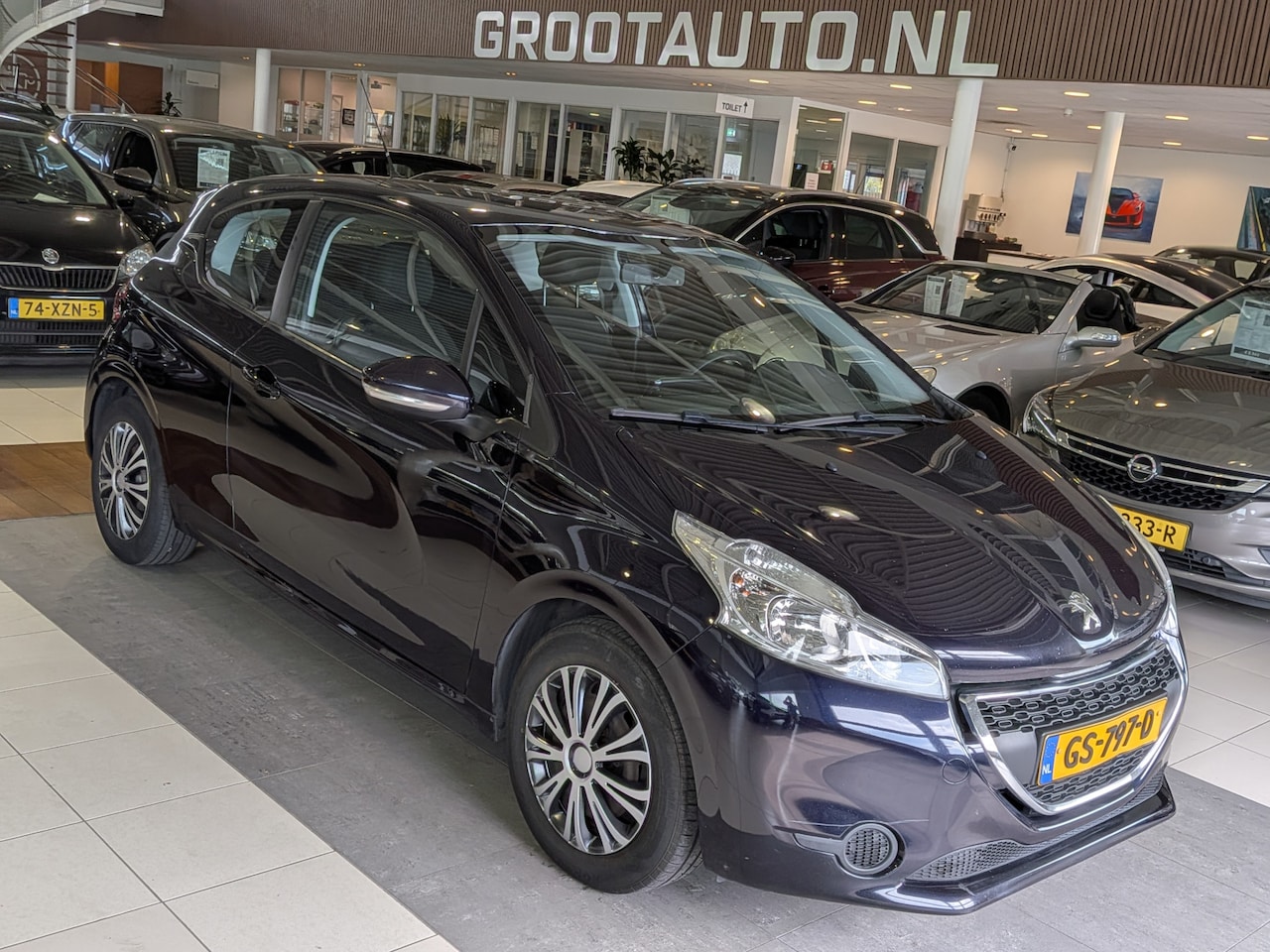 Peugeot 208 - 1.2 e-VTi Active Airco, Cruise Control, Tiptronic - AutoWereld.nl