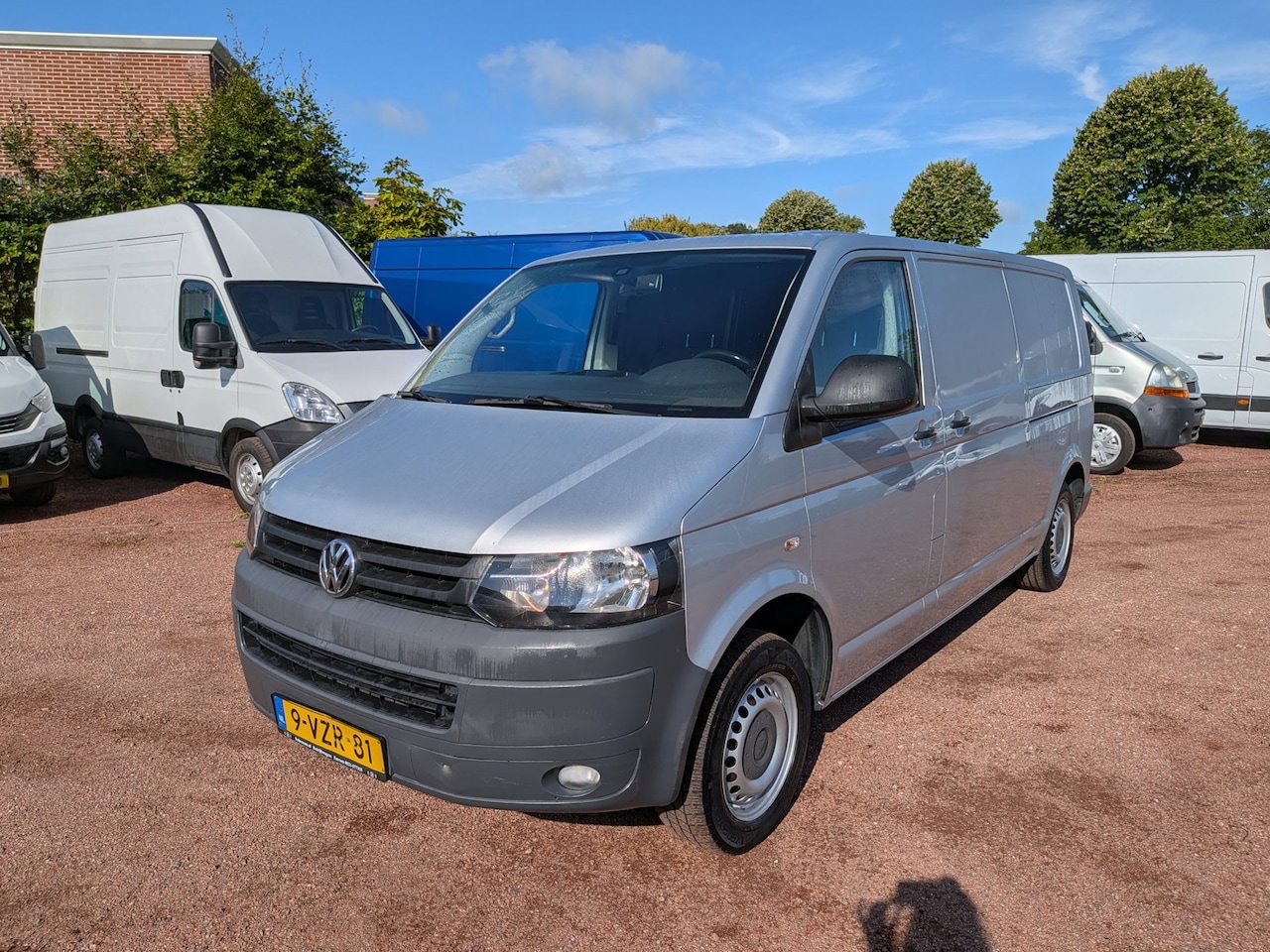 Volkswagen Transporter - 2.0 TDI L2H1 Airco / Cruise - AutoWereld.nl