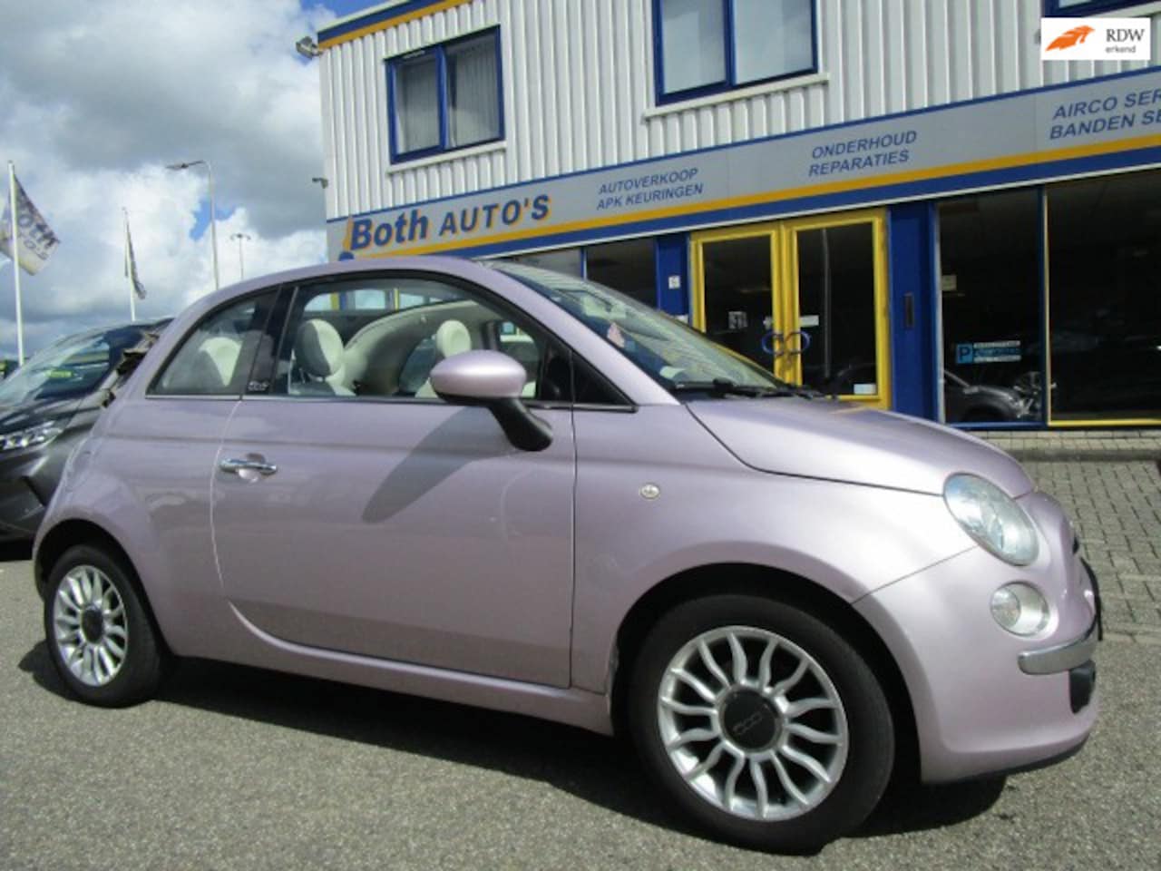 Fiat 500 C - 0.9 TwinAir Lounge Cabriolet roze metallic - AutoWereld.nl