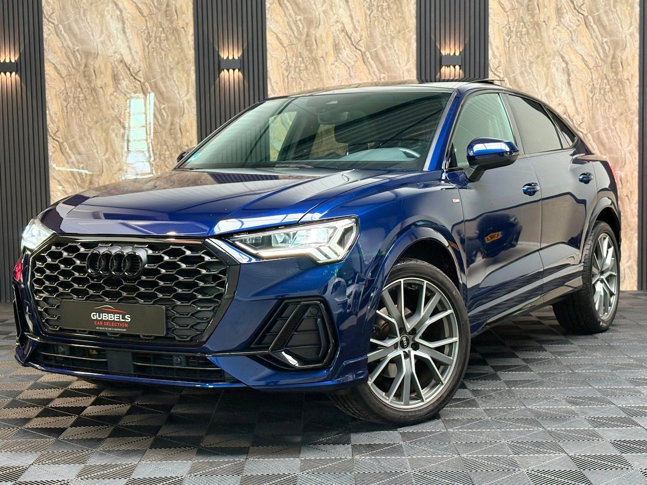 Audi Q3 Sportback - 35 TFSI 3x S-line | Pano | Camera | Black Optic - AutoWereld.nl