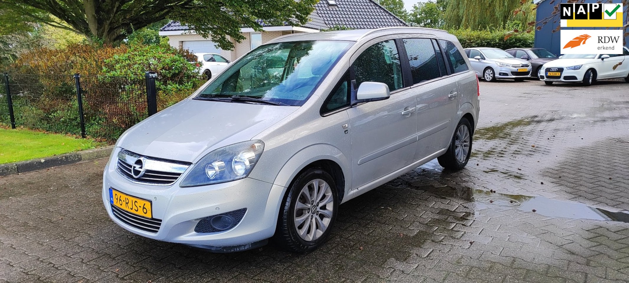 Opel Zafira - 1.6 111 years Edition 7 persoon bj 2011 - AutoWereld.nl