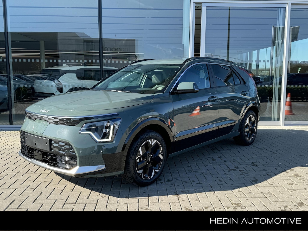 Kia e-Niro - Air 64.8 kWh | Leder | Navigatie | Camera | Ad. Cruise | Stoel/stuurverw. | El. verstelbar - AutoWereld.nl