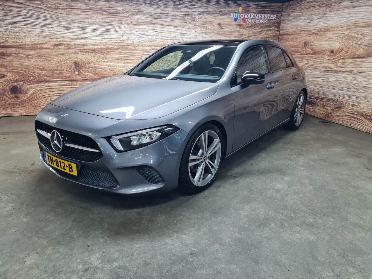 Mercedes-Benz A-klasse - A 200 163pk 7G-DCT Panoramadak Sportstoelen All-in prijs + 12 mnd garantie! - AutoWereld.nl
