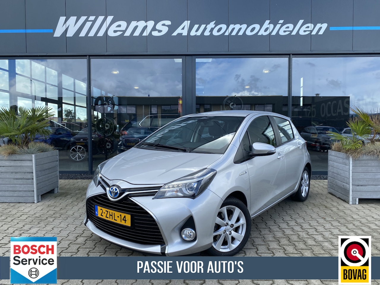 Toyota Yaris - 1.5 Hybrid Dynamic Trekhaak , Camera, Navigatie - AutoWereld.nl