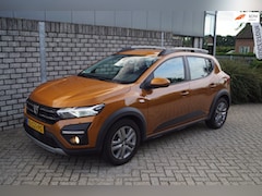Dacia Sandero Stepway - 1.0 TCe 90 Comfort Navi Cruise Trekhaak Camera PDC V+A Airco Elek Ramen Elek Spiegels