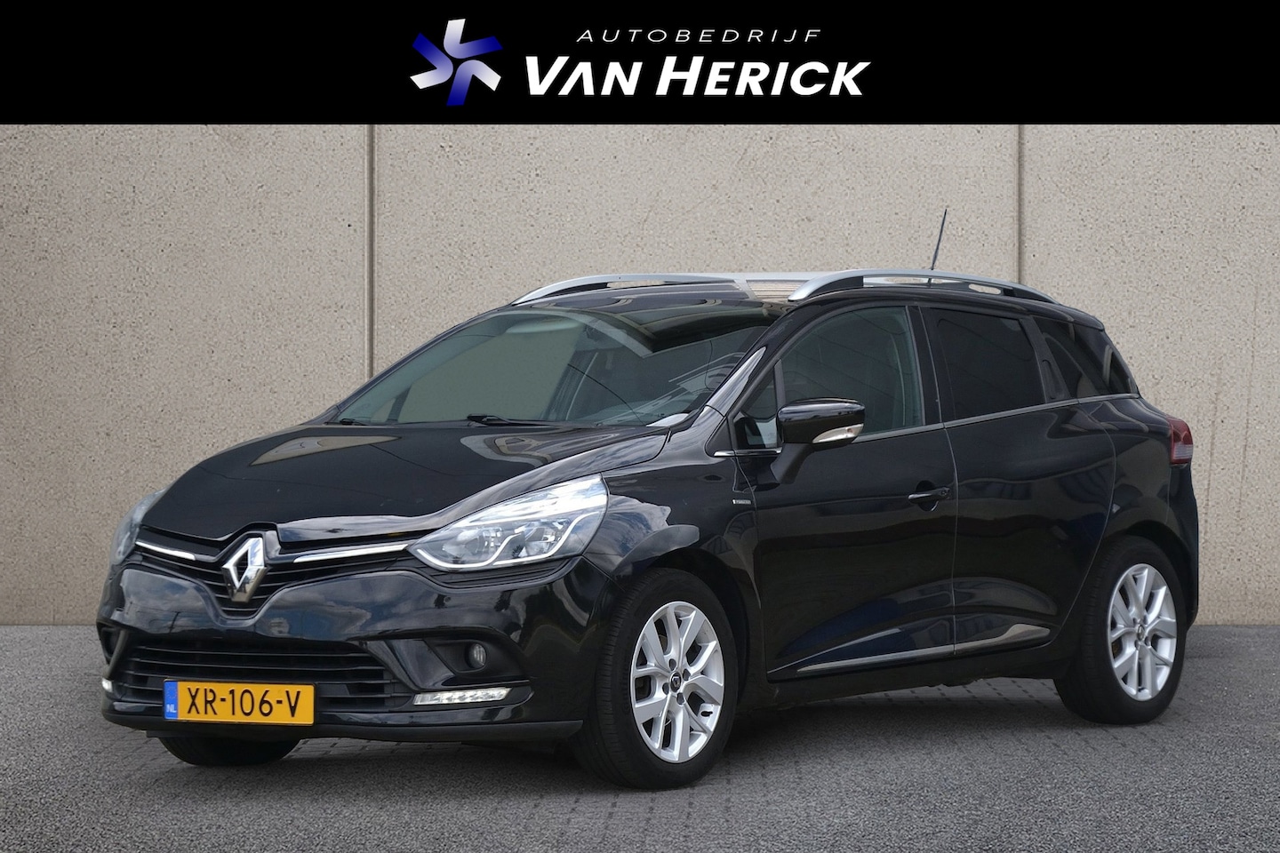 Renault Clio Estate - 0.9 TCe Limited | Navigatie | Cruise Control | Parkeersensoren - AutoWereld.nl