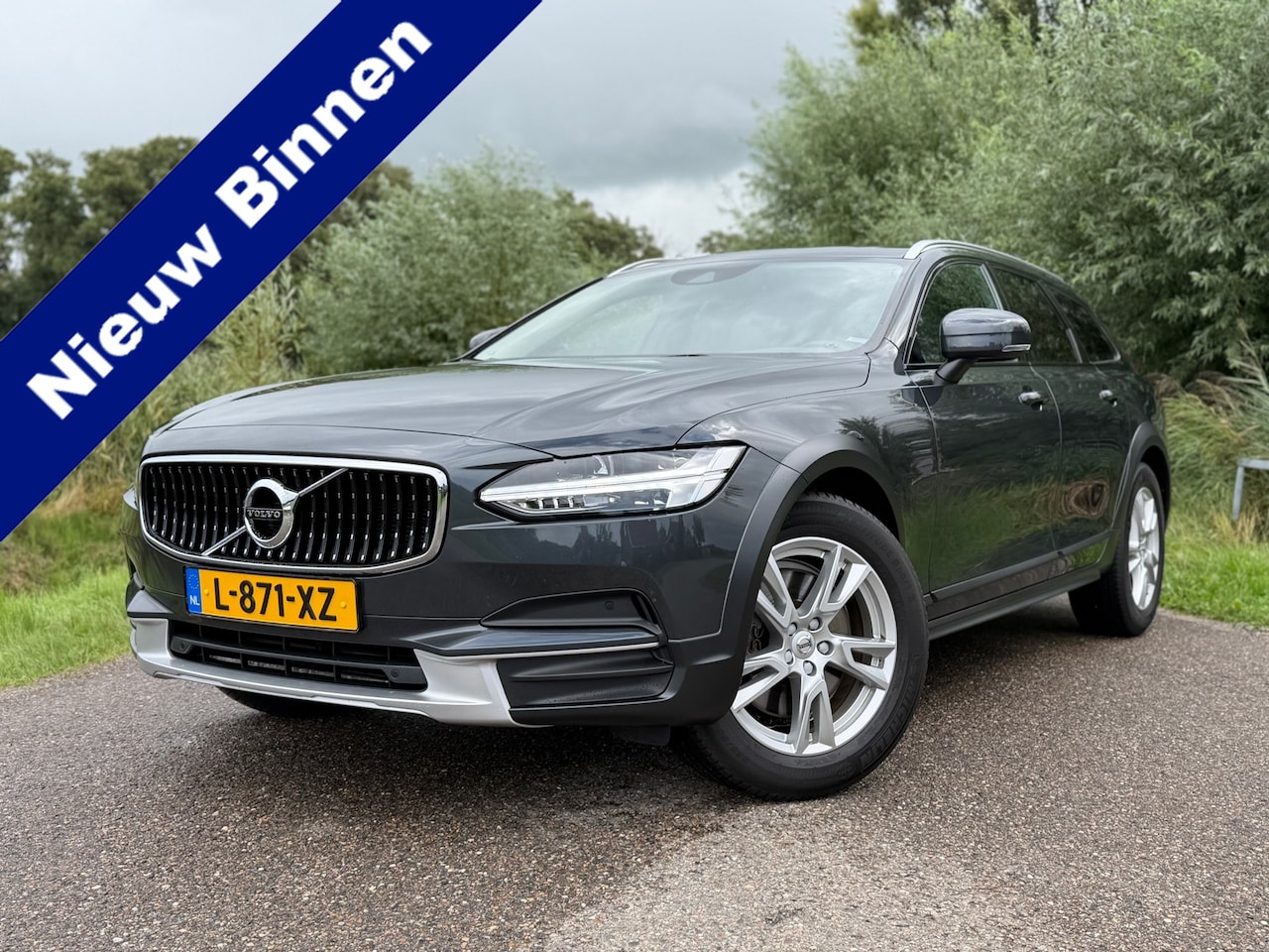 Volvo V90 Cross Country - 2.0 D4 / Automaat / Goed Onderhouden / Stoelverwarming / Elektrische achterklep / Euro 6 / - AutoWereld.nl