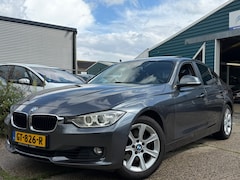 BMW 3-serie - 330D High EXE Aut8 ECC | LMV | Leer | Navi | Schuifdak