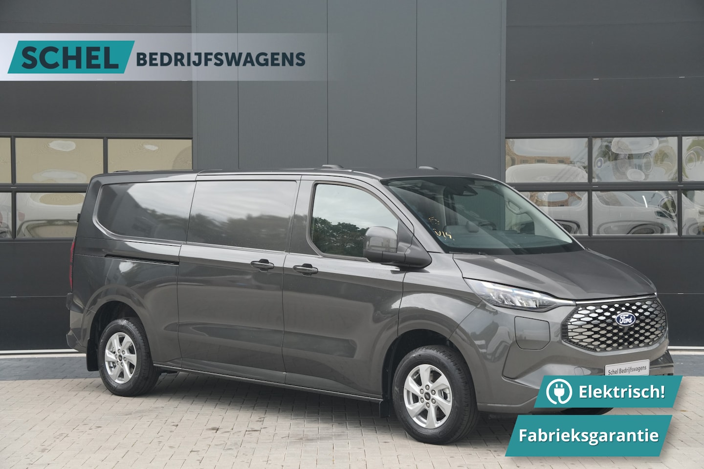 Ford Transit Custom - E-Transit 320 L2H1 Limited 71 kWh 218pk - Carplay - Camera - Stoel-stuurverwarming - Rijkl - AutoWereld.nl